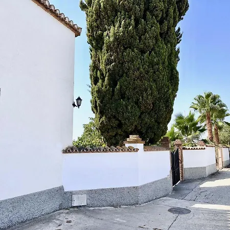 Encantador Cortijo La Emiliana A 5 Minutos Del Centro Сasa de vacaciones